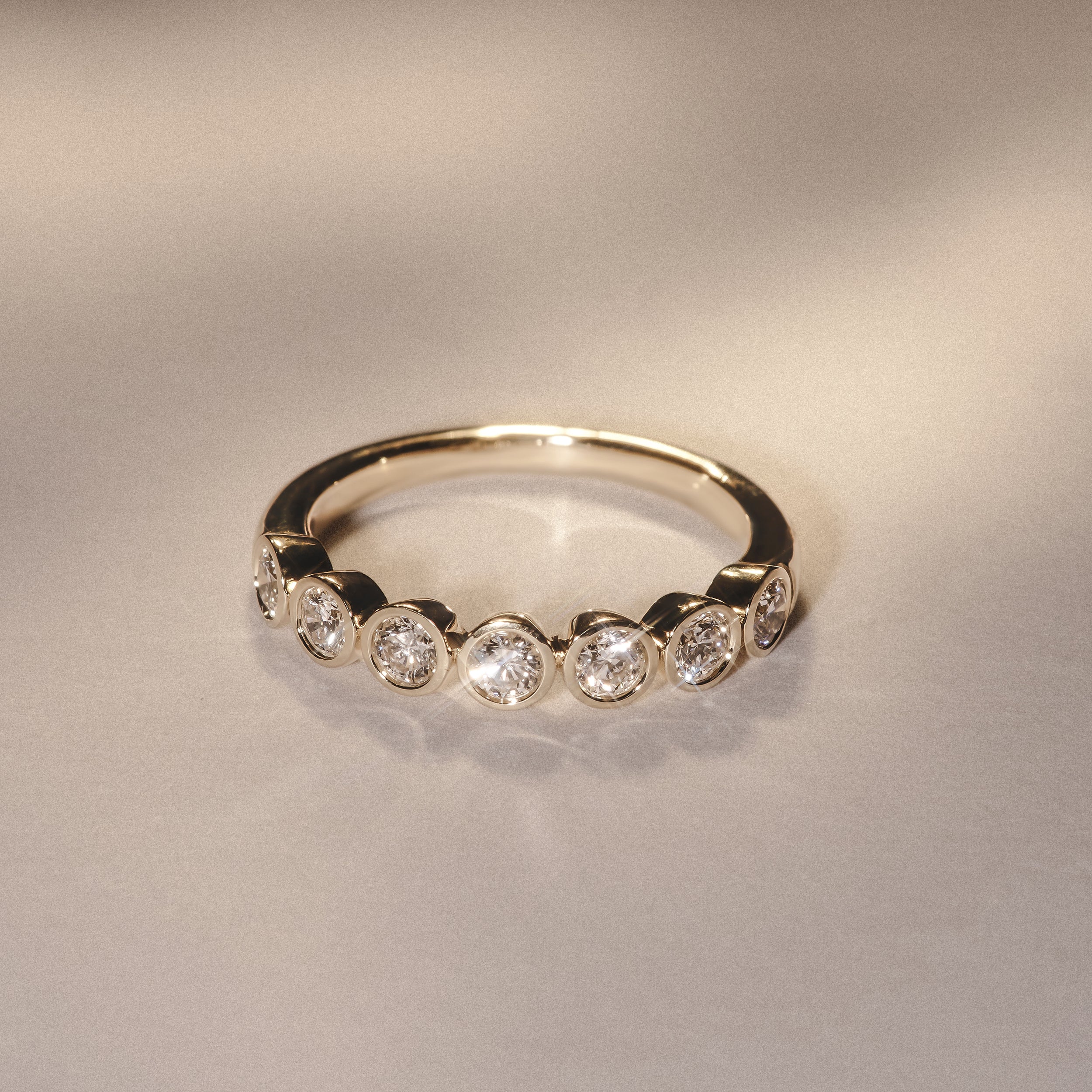Orbit Half Band 0.30ct F/VS Round Cut Rubover Eternity Ring in 18K Gold Vemeil